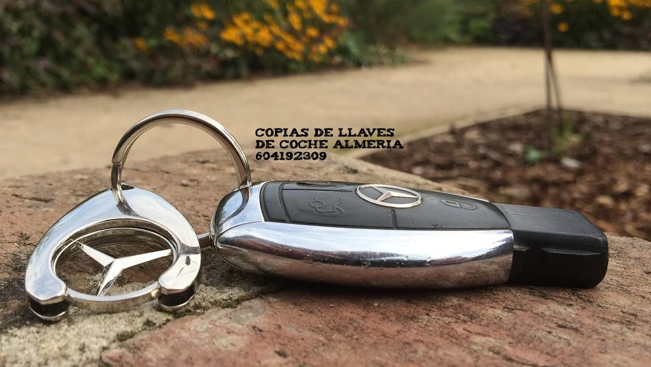 Cómo duplicar una llave de coche en Almería