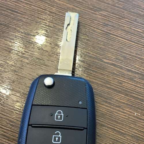 Copia de llave de coche con chip realizada por Cerralmería en Roquetas de Mar