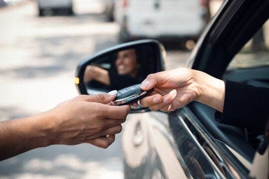 Copia de llave de coche con chip realizada por Cerralmería en Aguadulce